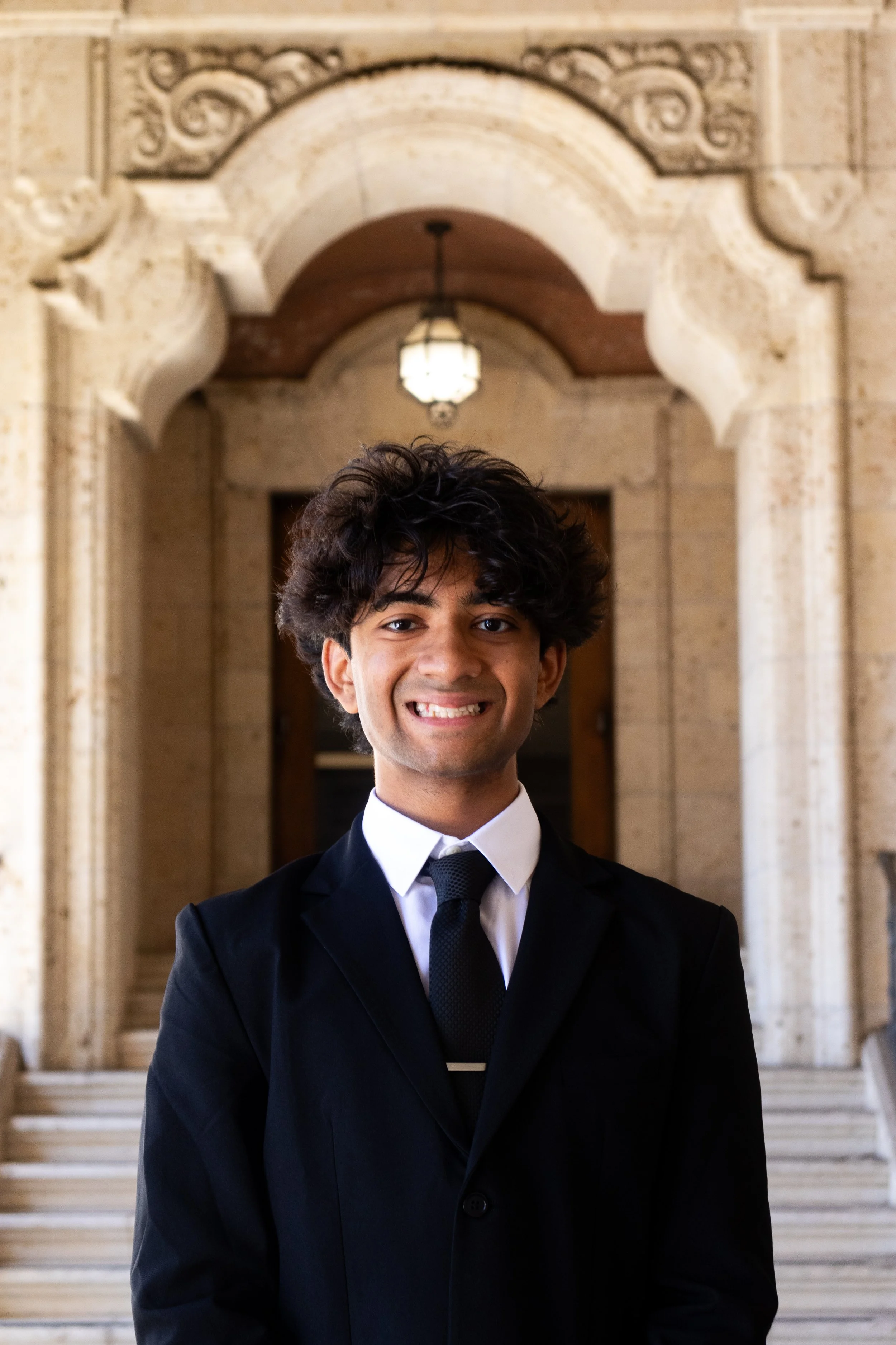 Bir dostim dumbamga tegadi.